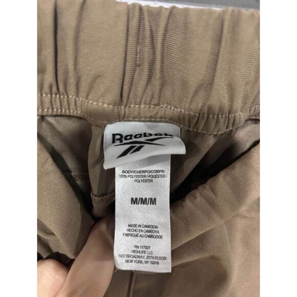 Men’s Reebok Shorts - Medium - Picture 2 of 5